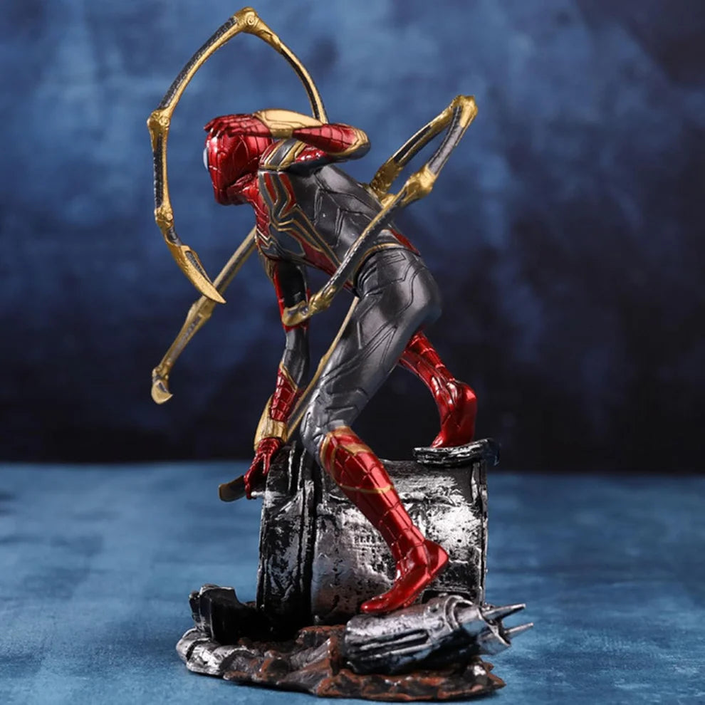 Infinity War Spiderman
Action Figure 20cm - Marvel