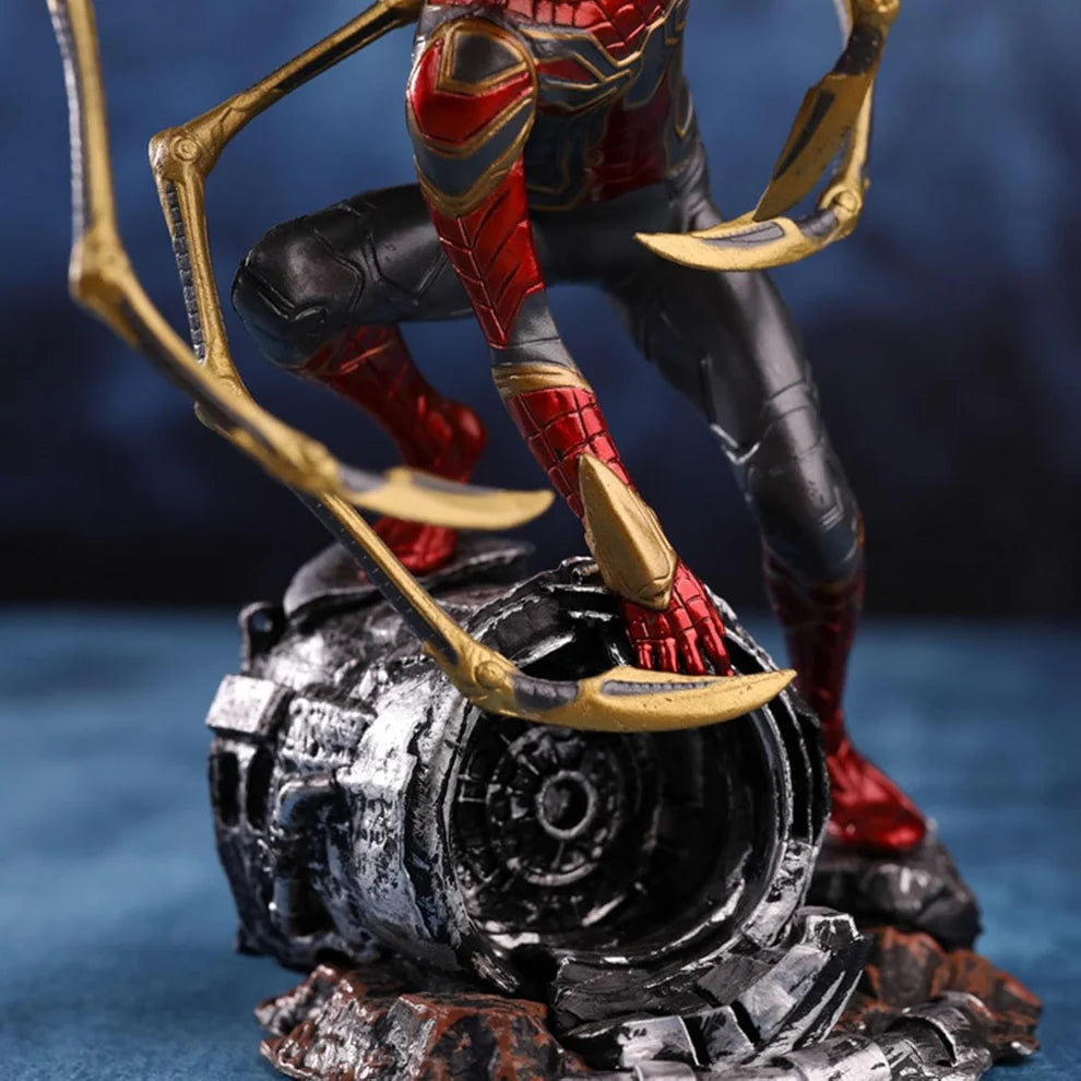 Infinity War Spiderman
Action Figure 20cm - Marvel