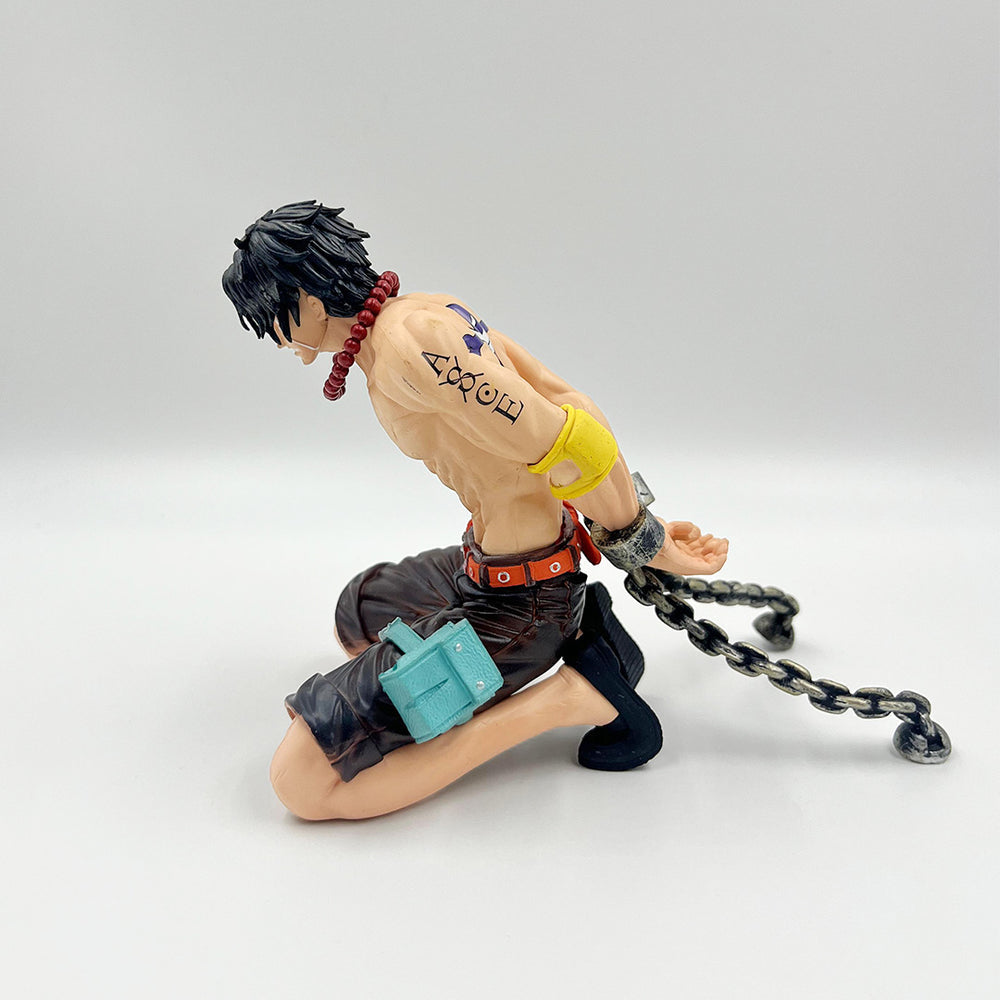 One Piece Portgas D Ace Kneeling Position 15cm
Action Figure