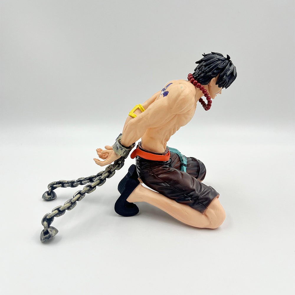 One Piece Portgas D Ace Kneeling Position 15cm
Action Figure