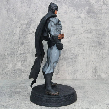 Batman ultimate 38cm
Action Figure