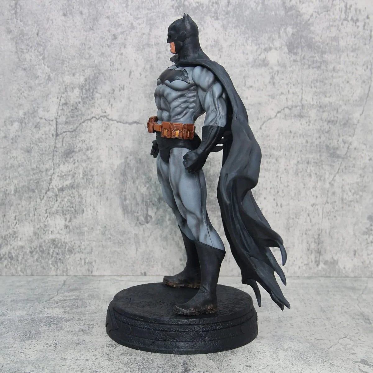 Batman ultimate 38cm
Action Figure