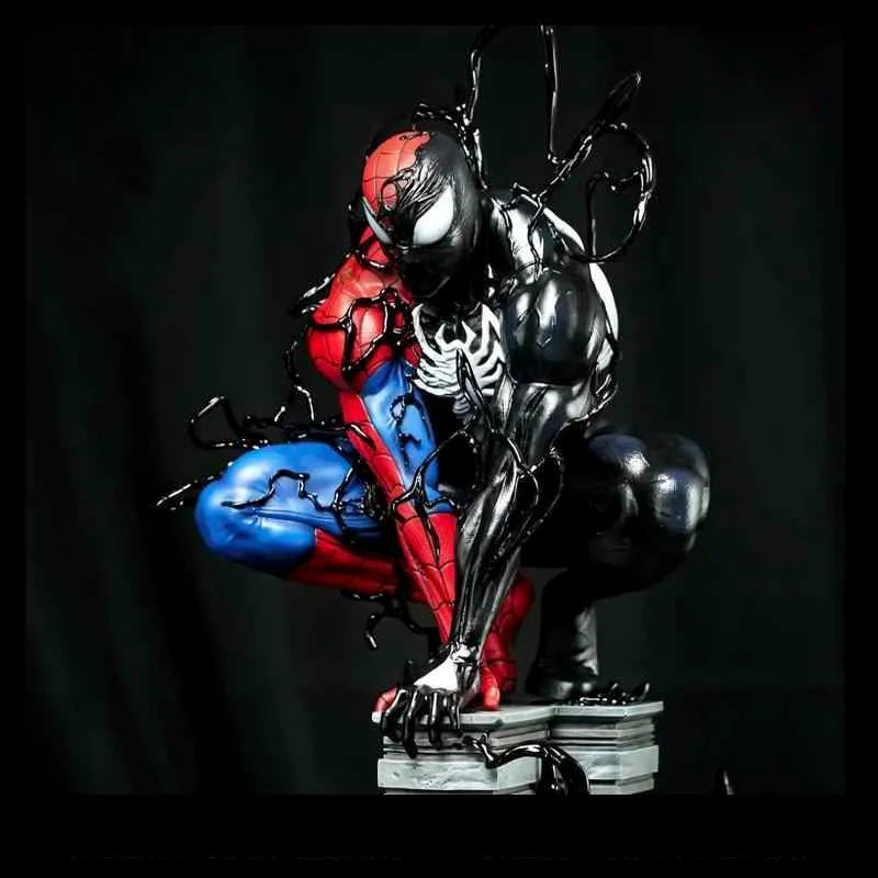 Symbiotic Spider-Man
Venom Figure LED | 40Cm