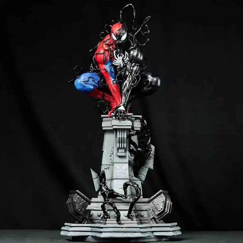 Symbiotic Spider-Man
Venom Figure LED | 40Cm