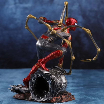 Infinity War Spiderman
Action Figure 20cm - Marvel