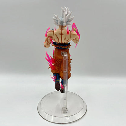 DBZ Goku Ultra Instinct with base 22cm Action Figure
