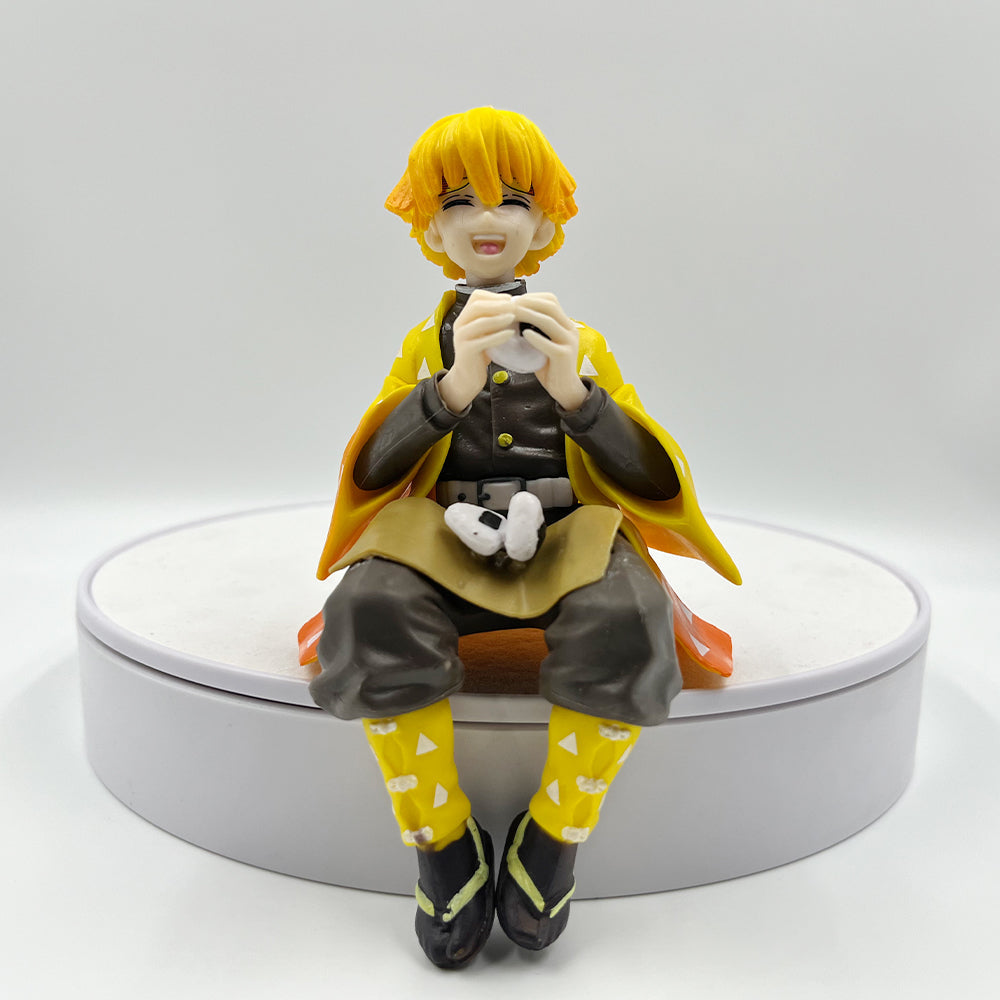 Zenitsu Agatsuma Sitting
Action Figure 15cm