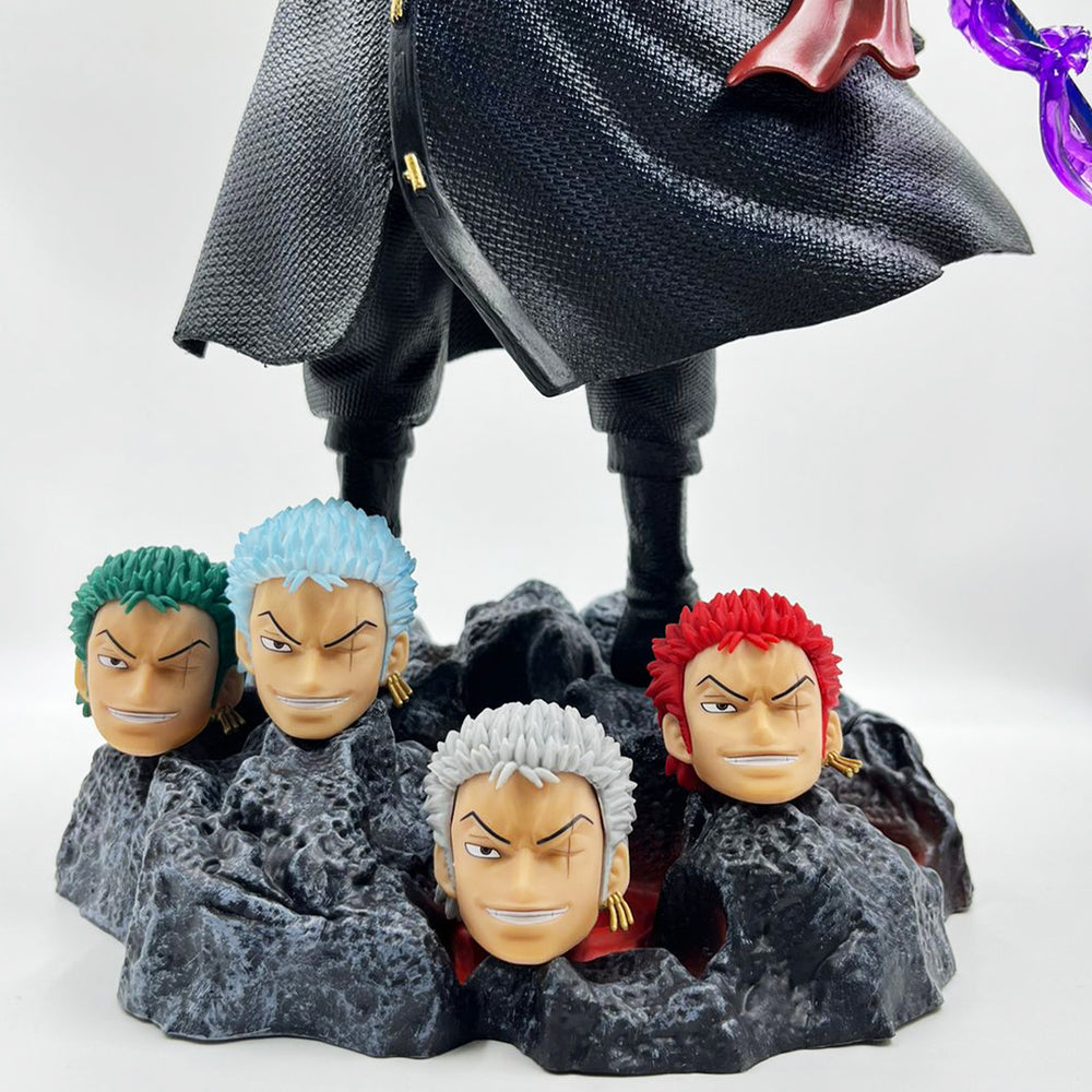 Roronoa Zoro (5 head)
Action figure 50Cm - One piece