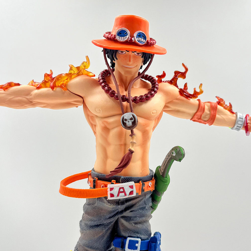One piece Portgas D Ace
28cm Action Figure