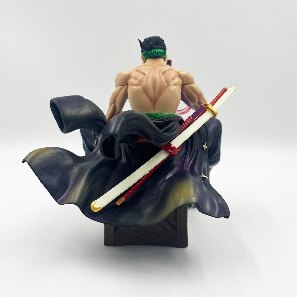 One Piece Roronoa Zoro
18cm Action Figure