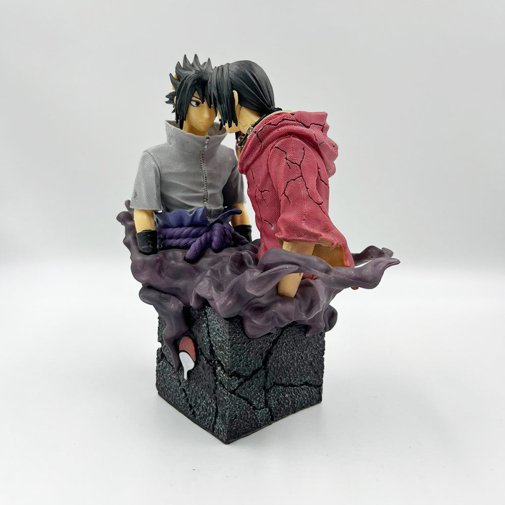 Sasuke & Itachi Stone Base
18cm Action Figure