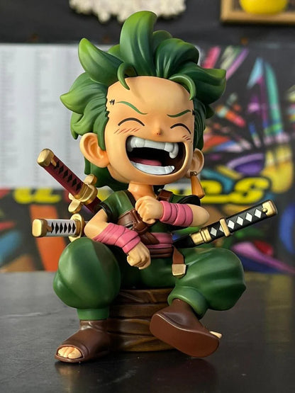 Zoro laughing sitting cute 13cm - One Piece