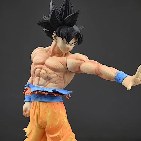 Son Goku Iconic Limited Edition Action Figure With
2 Replaceable Hands (26
Cm Height) - Dragon Ball
Z