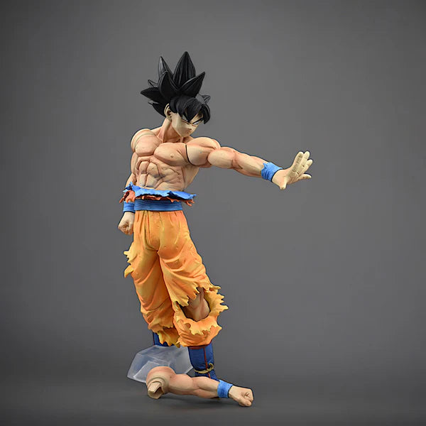 Son Goku Iconic Limited Edition Action Figure With
2 Replaceable Hands (26
Cm Height) - Dragon Ball
Z