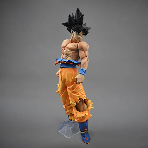 Son Goku Iconic Limited Edition Action Figure With
2 Replaceable Hands (26
Cm Height) - Dragon Ball
Z
