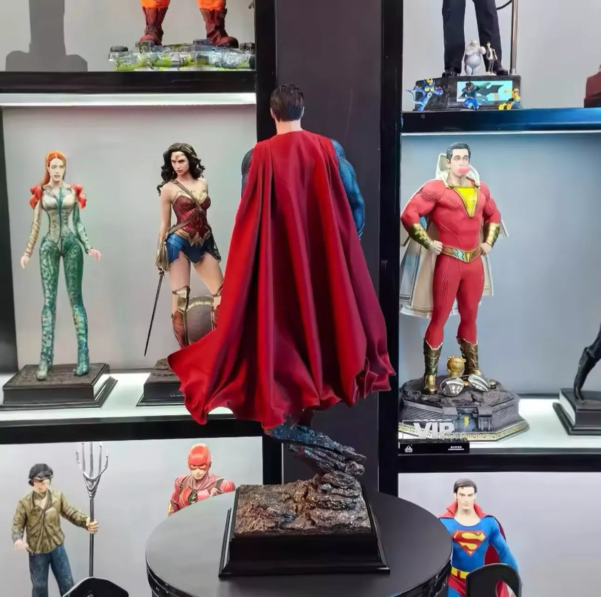 DC Collectibles Superman Statue 45Cm