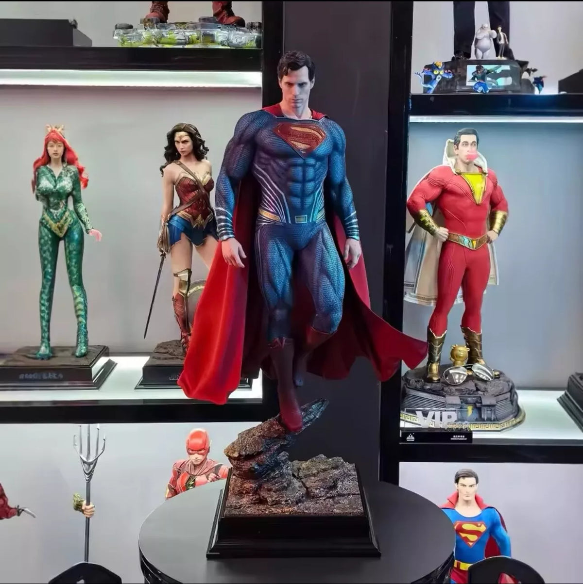 DC Collectibles Superman Statue 45Cm